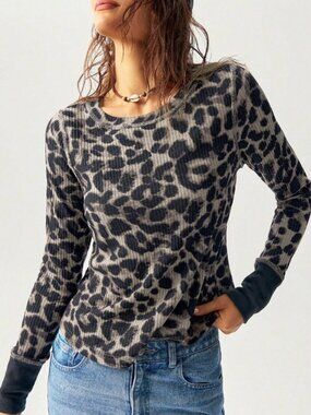 Black and Gray Leopard Print Long Sleeve